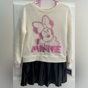 Disney Minnie Mouse Outfit, Girls Size 4/5 NWT